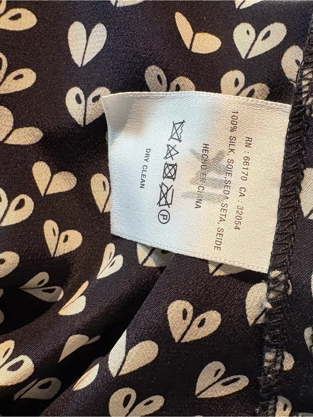 Anthropologie Maeve Linosa heart-patterned silk blouse M - Picture 11 of 11